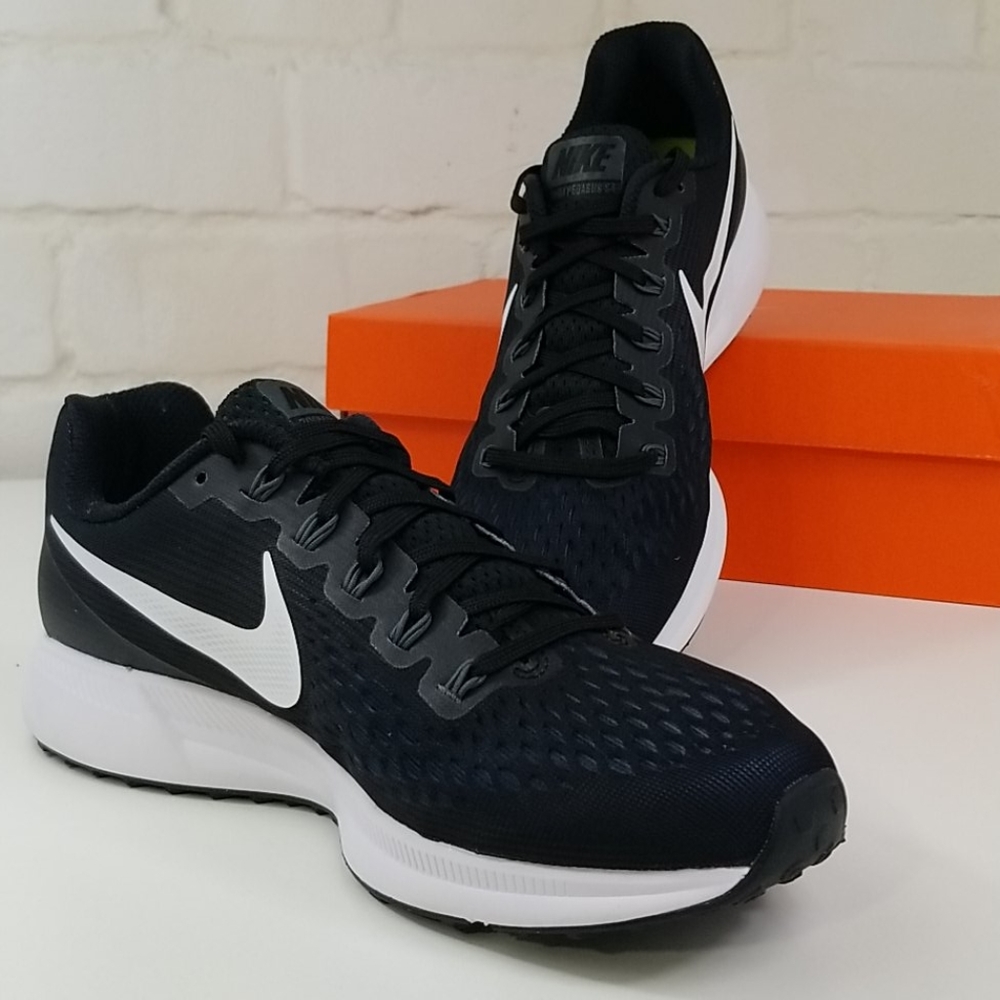 💥SOLD💥Nike Air Zoom Pegasus 34   Womens 9 Wide - Picture 2 of 8